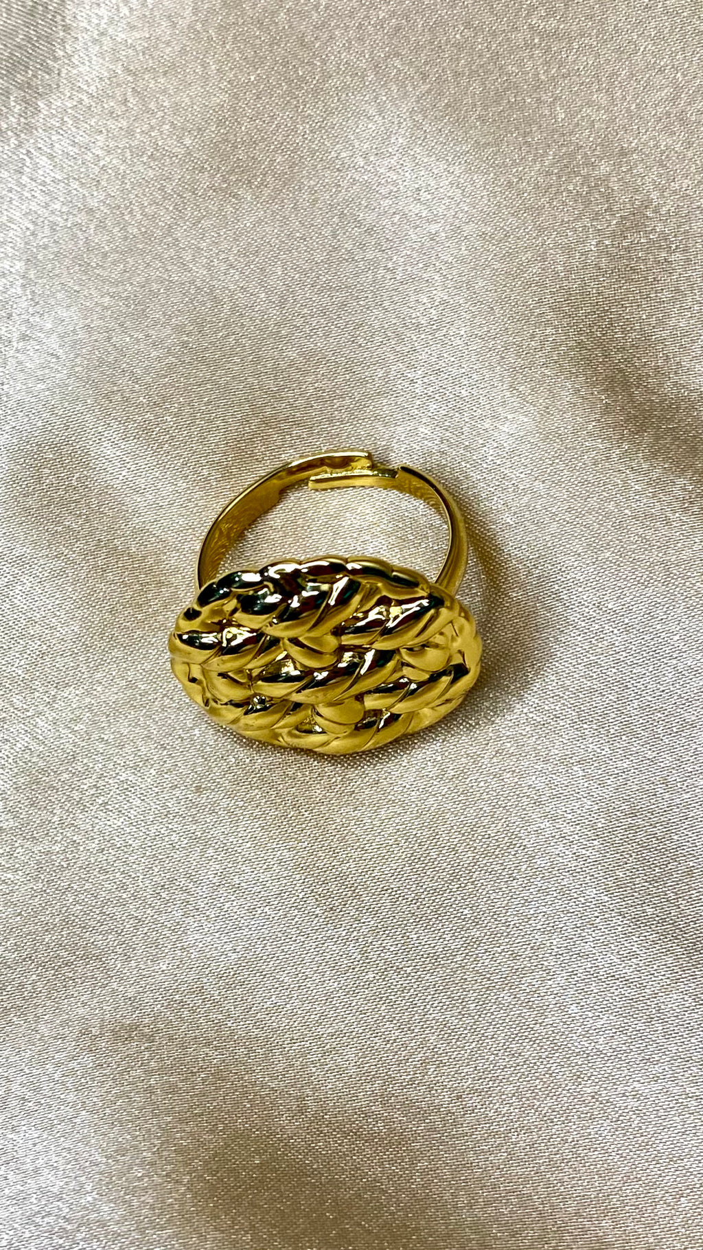 Main character gold ring